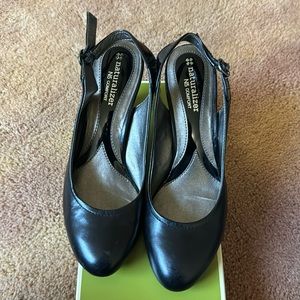 New Naturalizer high heel shoe